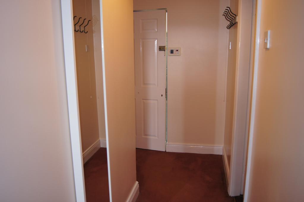 Apartment Crompton Hall *