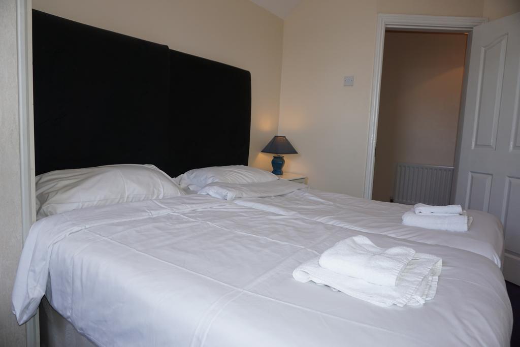 Apartment Crompton Hall